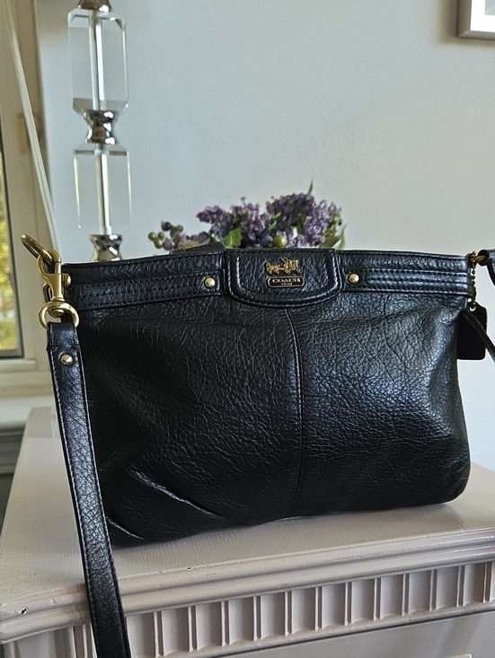 Coach Handbags - Coach Black Leather Crossbody Bag with Gold Hardware